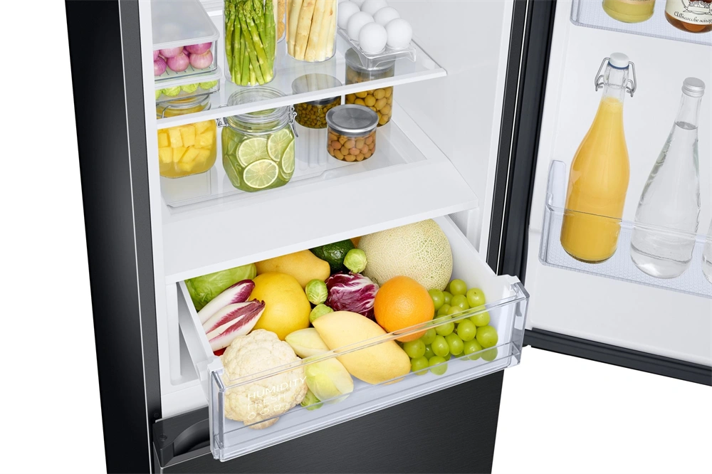 Samsung RB34C672DBN/EF fekete, alulfagyasztós, Hűtő:230L, Fagyasztó:114L, hűtőszekrény (Használt - B)