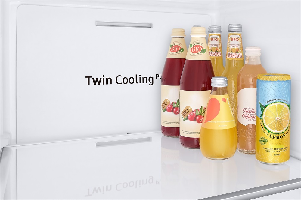 Samsung RS68A8821S9/EF ezüst, Side-by-Side, Hűtő:409L, Fagyasztó:225L, Twin Cooling Plus hűtőszekrény
