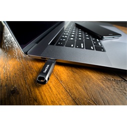 Sandisk 00183596 32GB USB 3.1 fekete Flash Drive