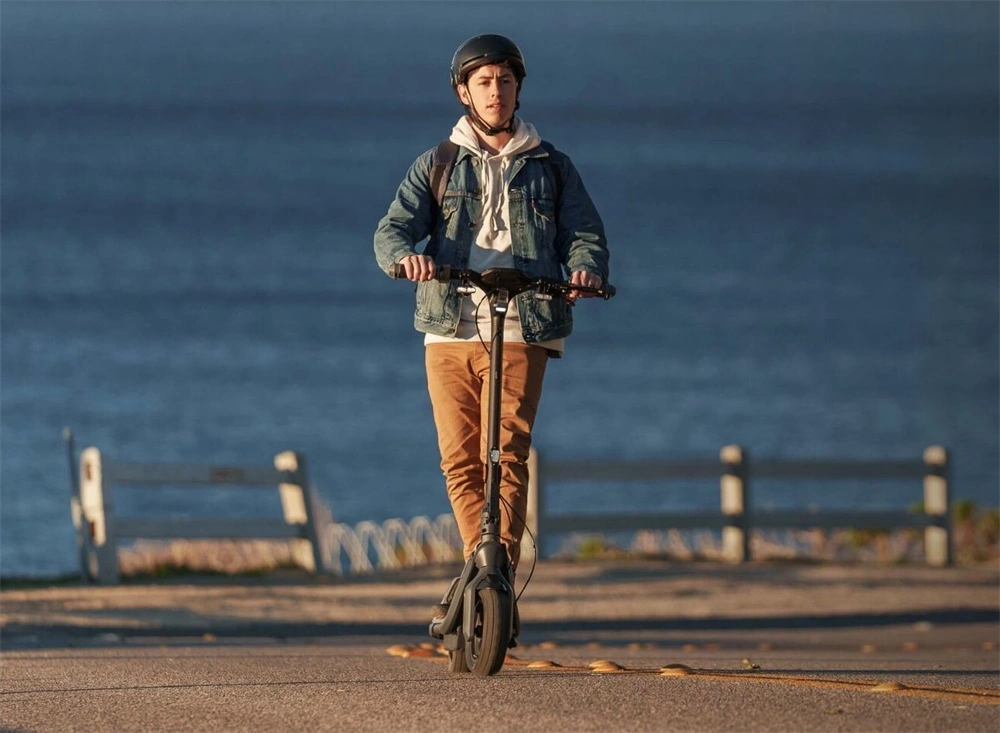 Segway Ninebot KickScooter P65E elektromos roller