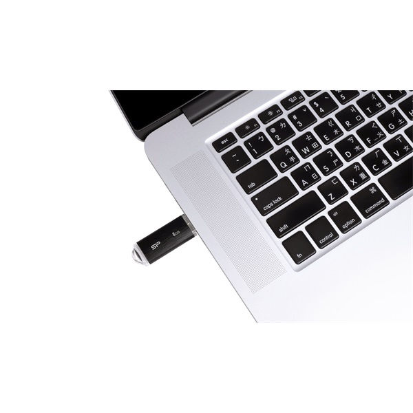 Silicon Power 8GB USB 3.2 Gen 1 A fekete Blaze B02 Flash Drive