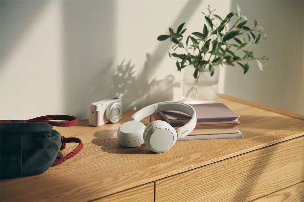 Sony WHCH520W.CE7 Bluetooth fehér fejhallgató