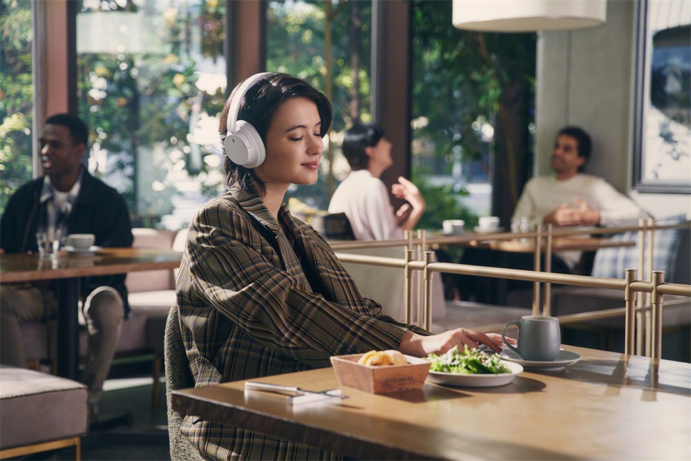 Sony WHCH720NW.CE7 Bluetooth zajszűrős fehér fejhallgató