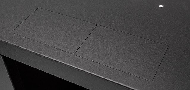 Stalflex RC10-9U-300GB 10" 9U 300 mm mély lapraszerelt fekete üveg ajtós fali rack szekrény