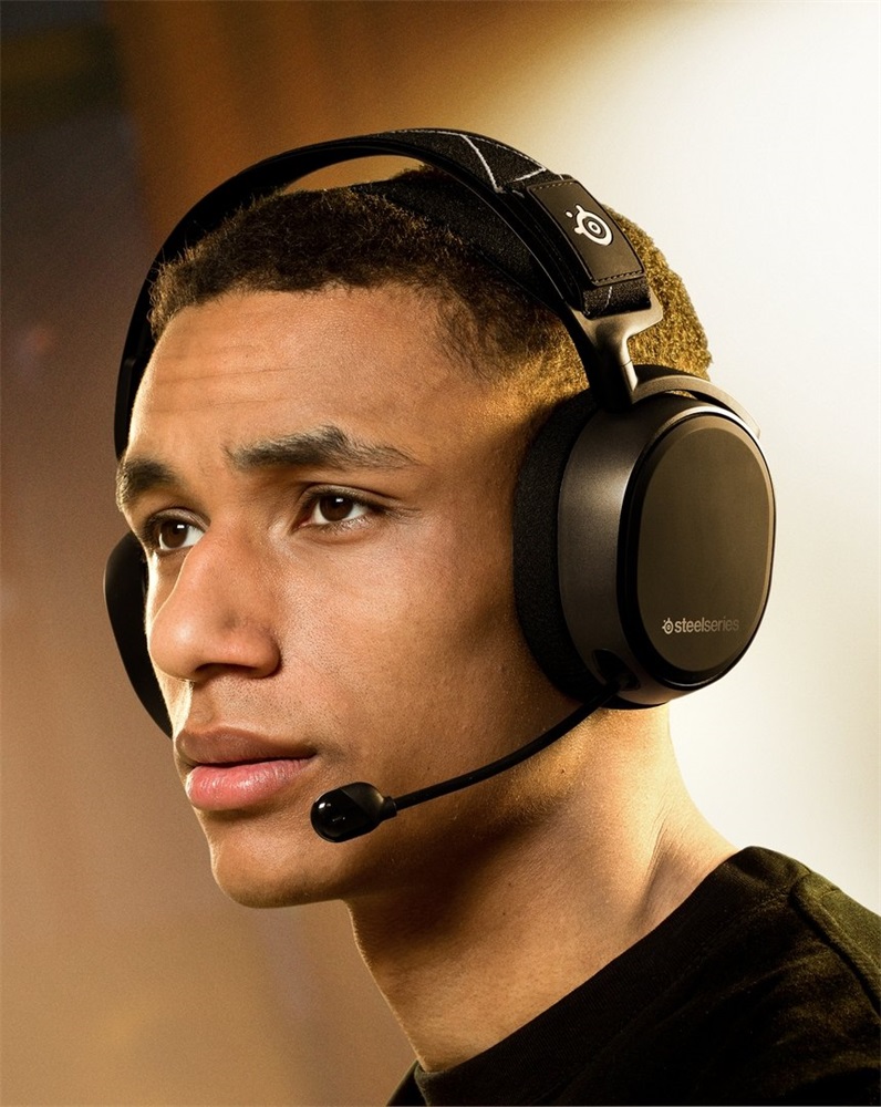 SteelSeries Arctis 9 fekete gamer headset