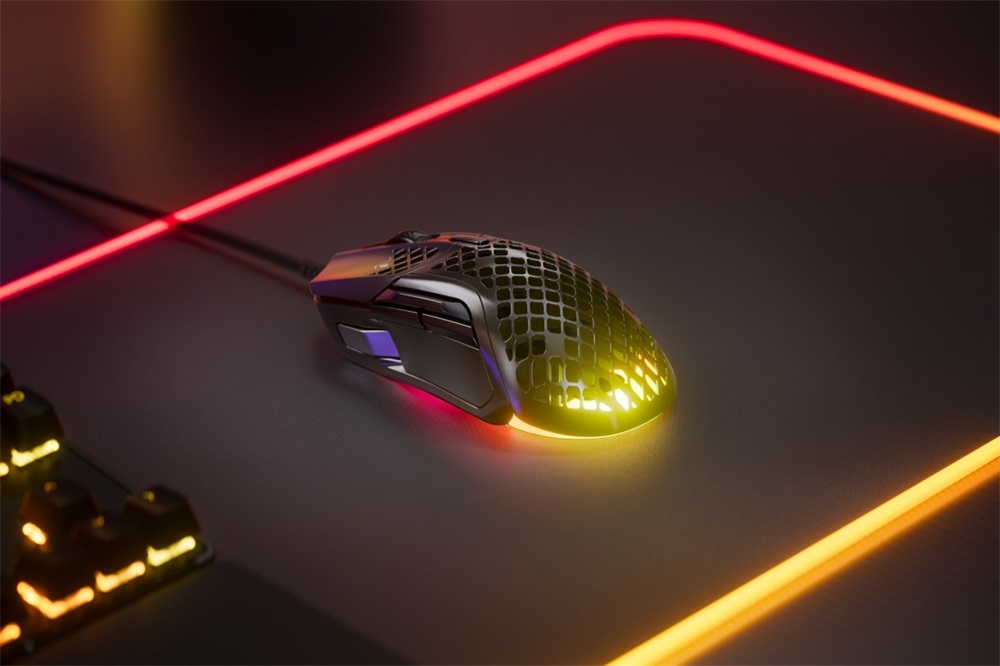 Steelseries Aerox 5 vezetékes fekete gamer egér