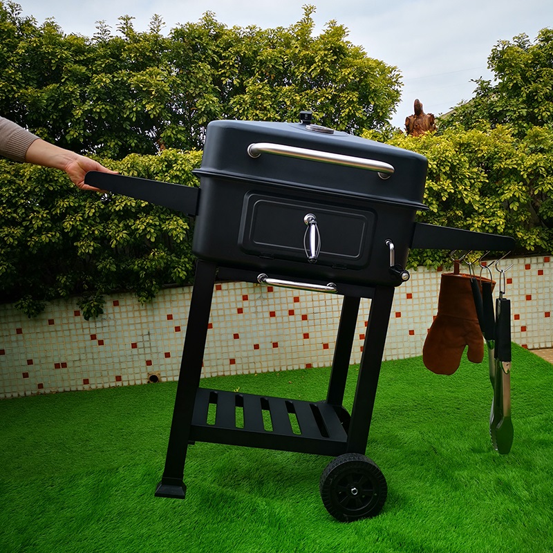 TOO BG-200B fekete BBQ faszenes grillkocsi két oldalsó asztallal