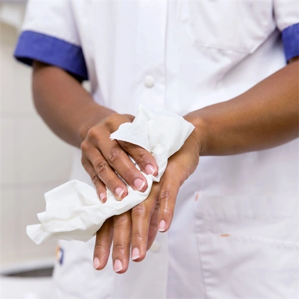 TORK 290163 Advanced H3 "Z" 2 rétegű 250 lap hajtogatott kéztörlő