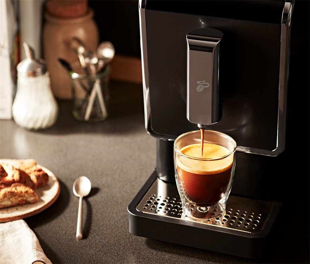 Tchibo Esperto Caffé fekete automata kávéfőző