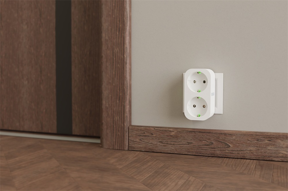 Tesla SPD300 okos dupla konnektor