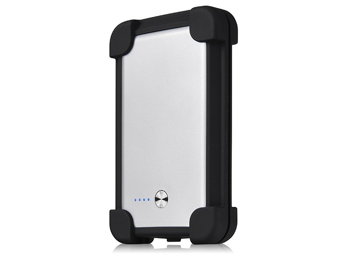 Thermaltake P1-PRO 7000mAh ezüst power bank