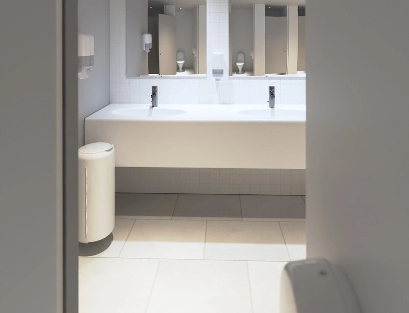 Tork 553100 H3 C és Z hajtogatott, fehér kéztörlő-adagoló