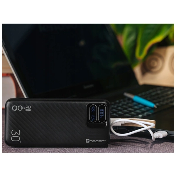 Tracer Blaze 30 000 mAh PD 65W Quick Charge 3.0 fekete hordozható power bank