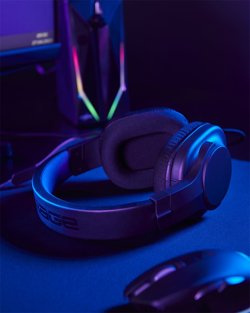 URAGE by Hama 217858 "URAGE SOUNDZ 200 V2" PC/PS fekete gamer headset