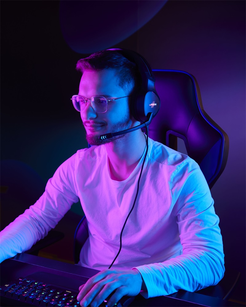 URAGE by Hama 217862 "URAGE SOUNDZ 710" PC/PS fekete 7.1 gamer headset