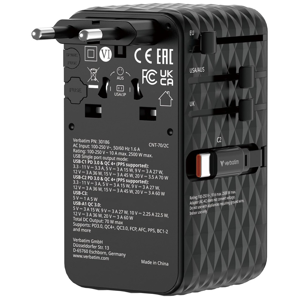 Verbatim 30186 Charge n Travel 70W fekete univerzális utazó adapter 2xUSB-C kábellel