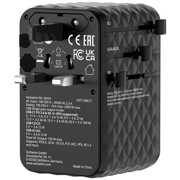 Verbatim 30191 Charge n Travel 100W fekete univerzális utazó adapter USB-C kábellel