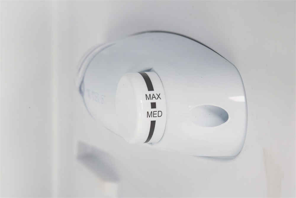 Vivax DD-207E S ezüst, felülfagyasztós, Hűtő:163L, Fagyasztó:41L, hűtőszekrény