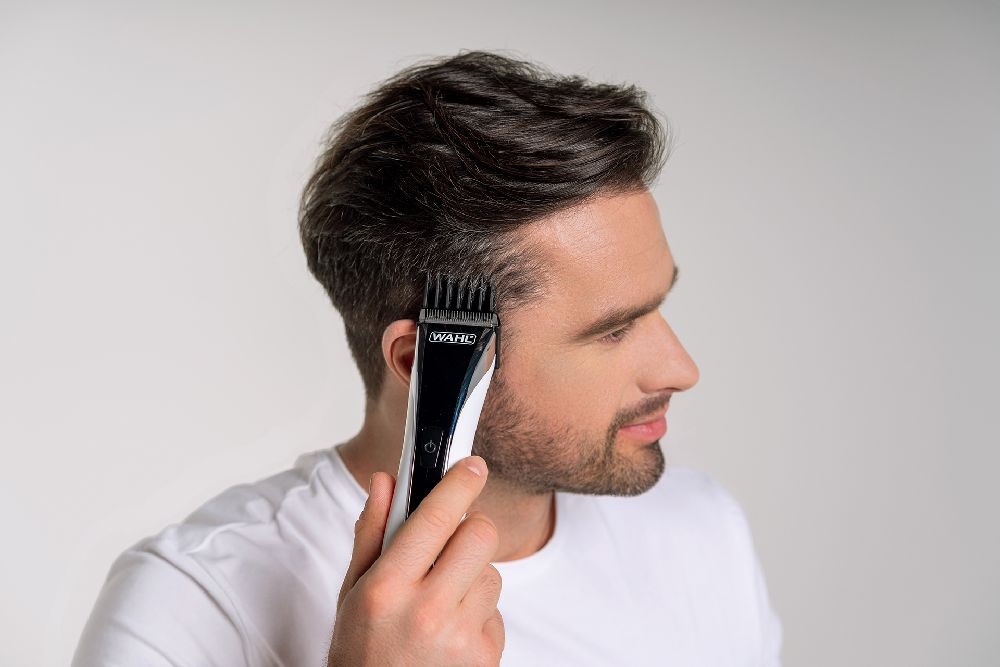 Wahl Color PRO LCD vezeték nélküli hajvágó