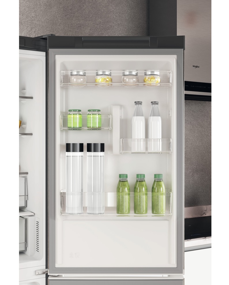 Whirlpool W7X 82I OX inox, alulfagyasztós, Hűtő:231L, Fagyasztó:104L, No frost hűtőszekrény