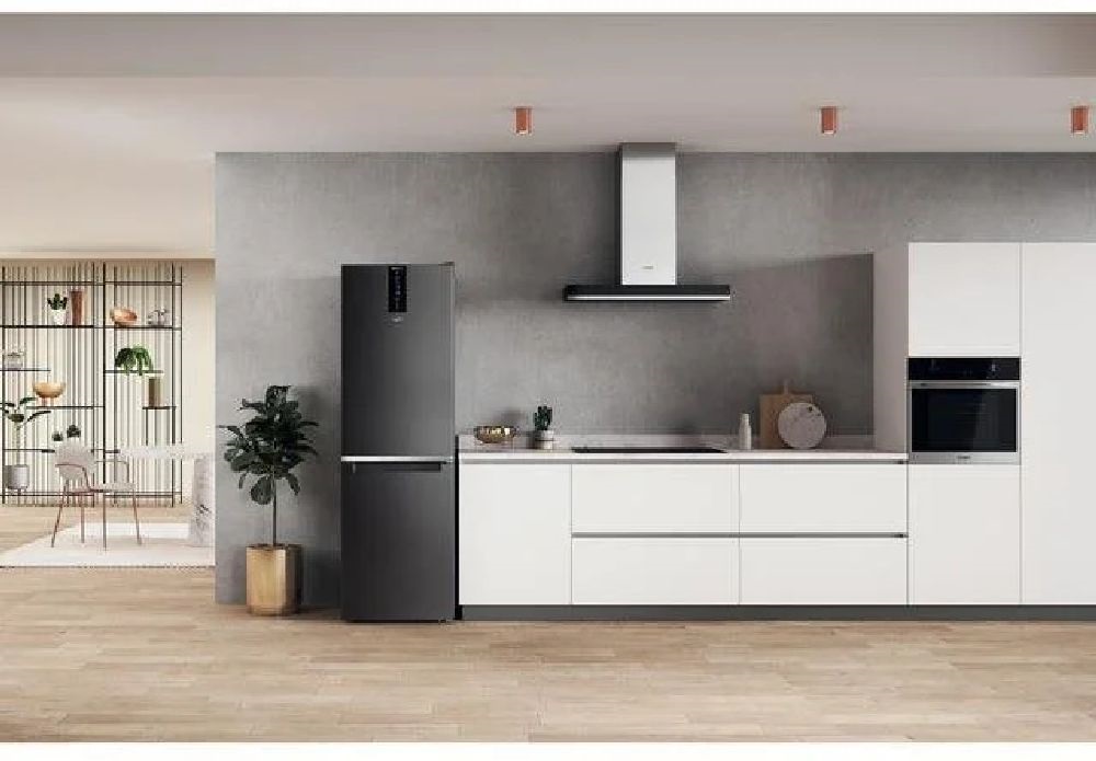 Whirlpool W7X 83T KS fekete, alulfagyasztós, Hűtő:231L, Fagyasztó:104L, No frost hűtőszekrény