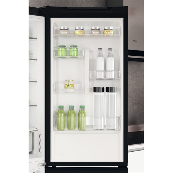Whirlpool W7X 93A K fekete alulfagyasztós hűtőszekrény (Újszerű)