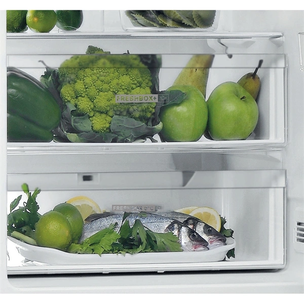 Whirlpool W7 821O K fekete, alulfagyasztós, Hűtő:239L, Fagyasztó:104L, Total No frost hűtőszekrény