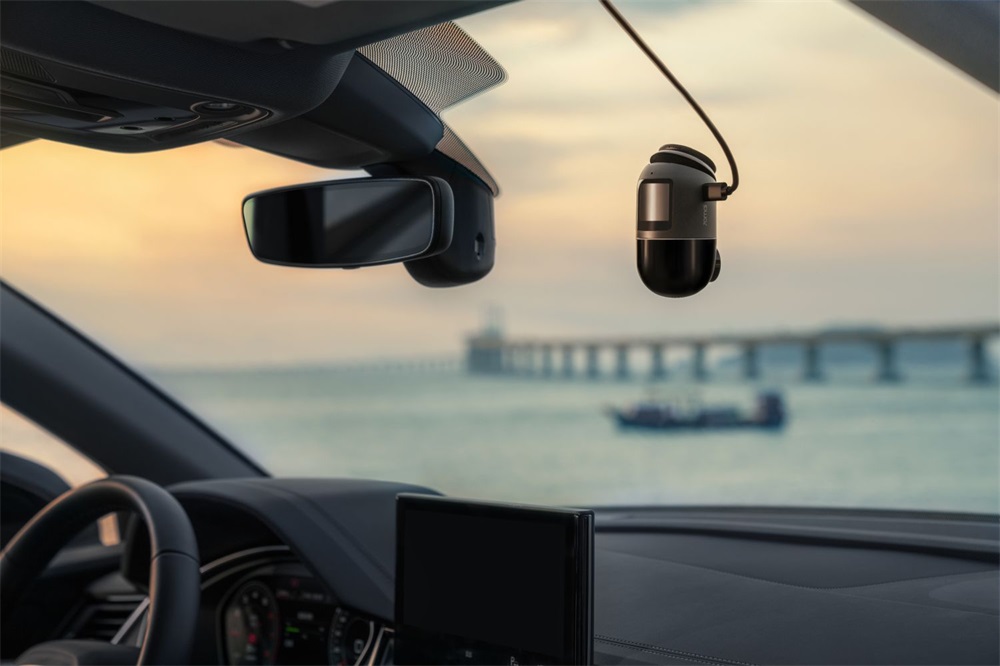 Xiaomi 70mai Dash Cam Omni X200 64GB menetrögzítő kamera