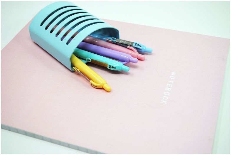 Zebra Z-Grip Pastel pasztell lila golyóstoll kék tintával