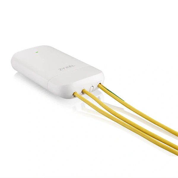 ZyXEL POE12-3PD 4xGbE LAN PoE port (45W) IP55 kültéri PoE extender