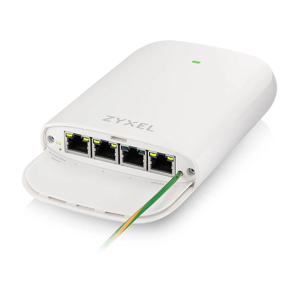 ZyXEL POE12-3PD 4xGbE LAN PoE port (45W) IP55 kültéri PoE extender