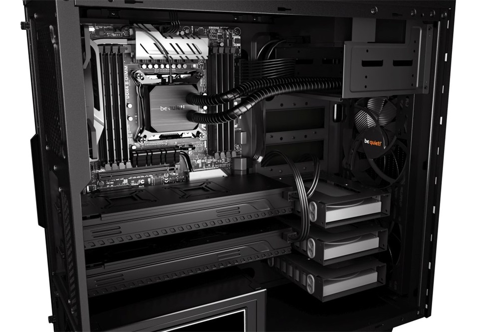 Be Quiet! Pure Base 600 fekete/ezüst (táp nélküli) ATX ház