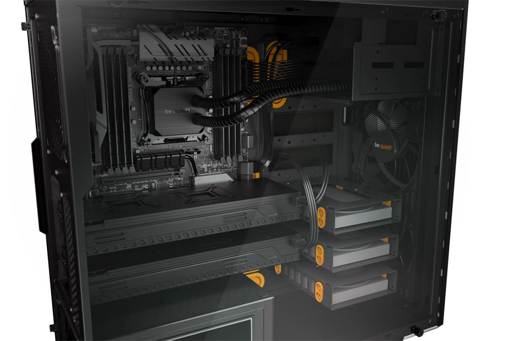 Be Quiet! Pure Base 600 fekete/narancssárga (táp nélküli) ablakos ATX ház