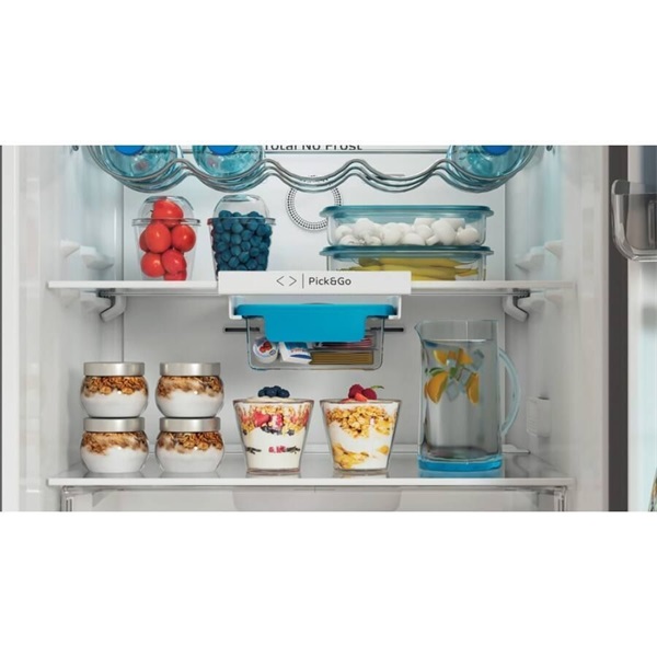 Indesit INFC8 TT33X inox, alulfagyasztós, Hűtő:231L, Fagyasztó:104L, Total No frost hűtőszekrény (Újszerű)
